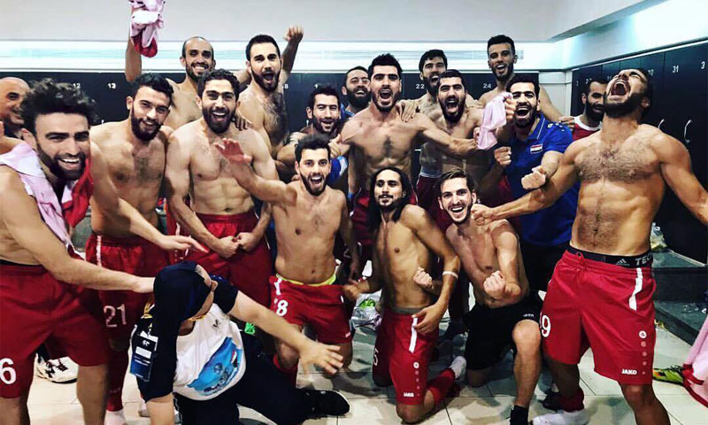 لاعبو المنتخب السوري بعد مباراة التعادل مع إيران 2-2