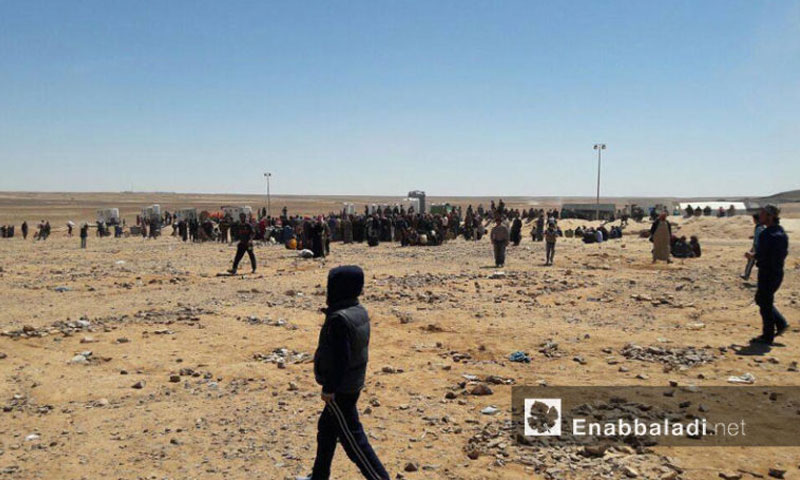 مخيم الركبان للنازحين السوريين على الحدود السورية – الأردنية- الجمعة 8 تموز (عنب بلدي)