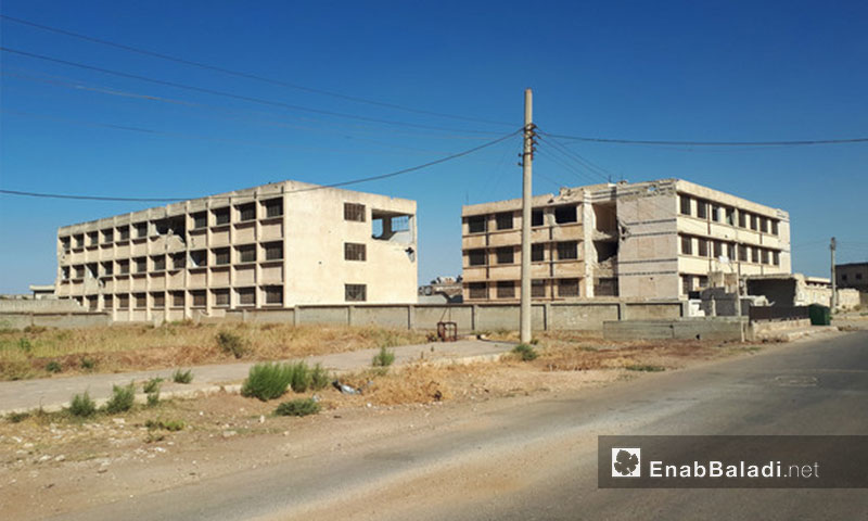مدرسة متضررة في منطقة الحولة بريف حمص الشمالي - أيلول 2017 (عنب بلدي) 

