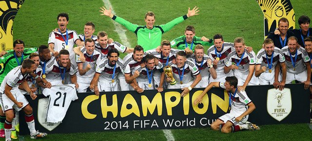 المنتخب الألماني بطلًا لمونديال 2014 (حساب ألمانيا في تويتر)
