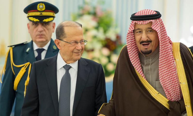 الملك السعودي سلمان بن عبد العزيز والرئيس اللبناني ميشال عون (وكالة واس)