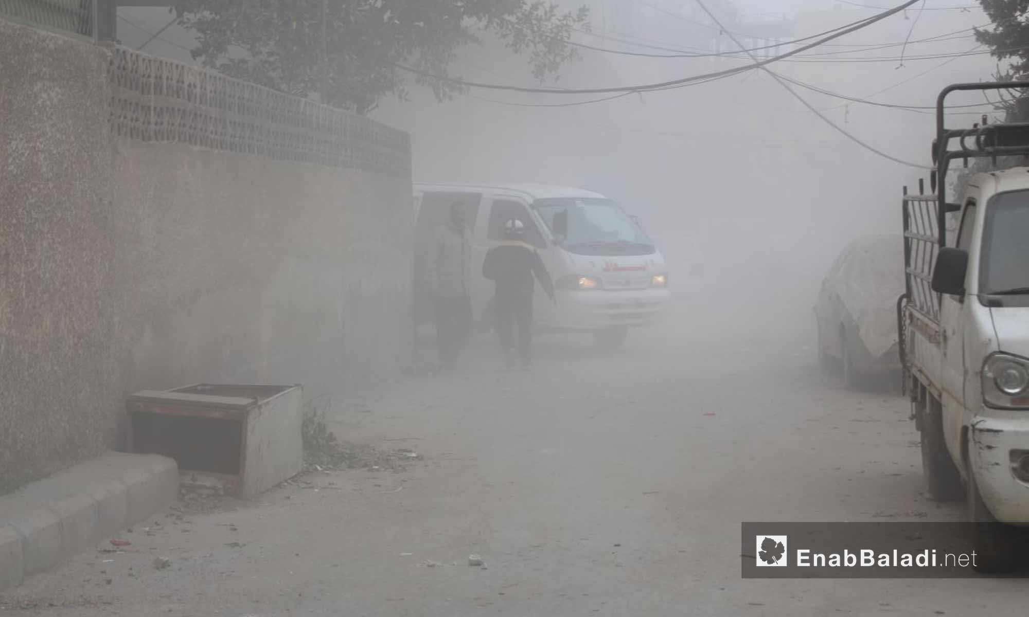 آثار القصف الجوي على مدينة حمورية في الغوطة الشرقية - 18 تشرين الثاني 2017 (عنب بلدي)