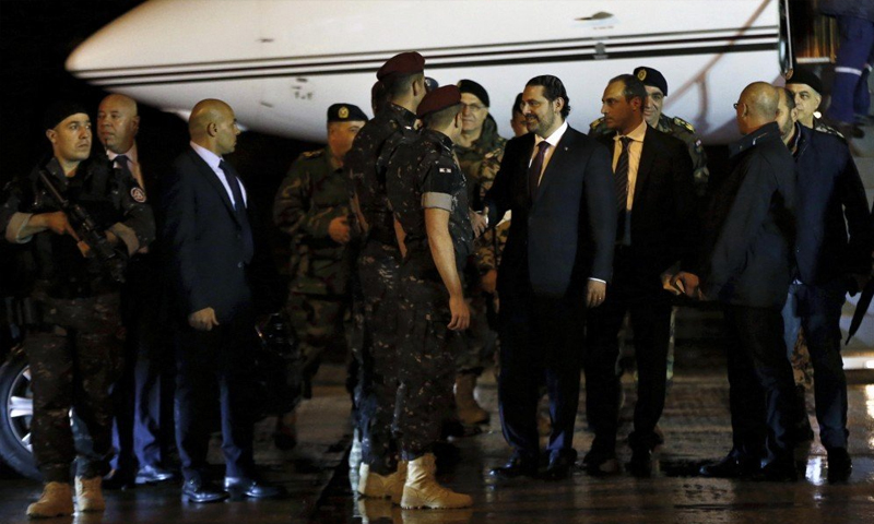وصول رئيس الوزراء اللبناني المستقيل سعد الحريري إلى مطار بيروت - الثلاثاء 21 تشرين الثاني (انترنت)