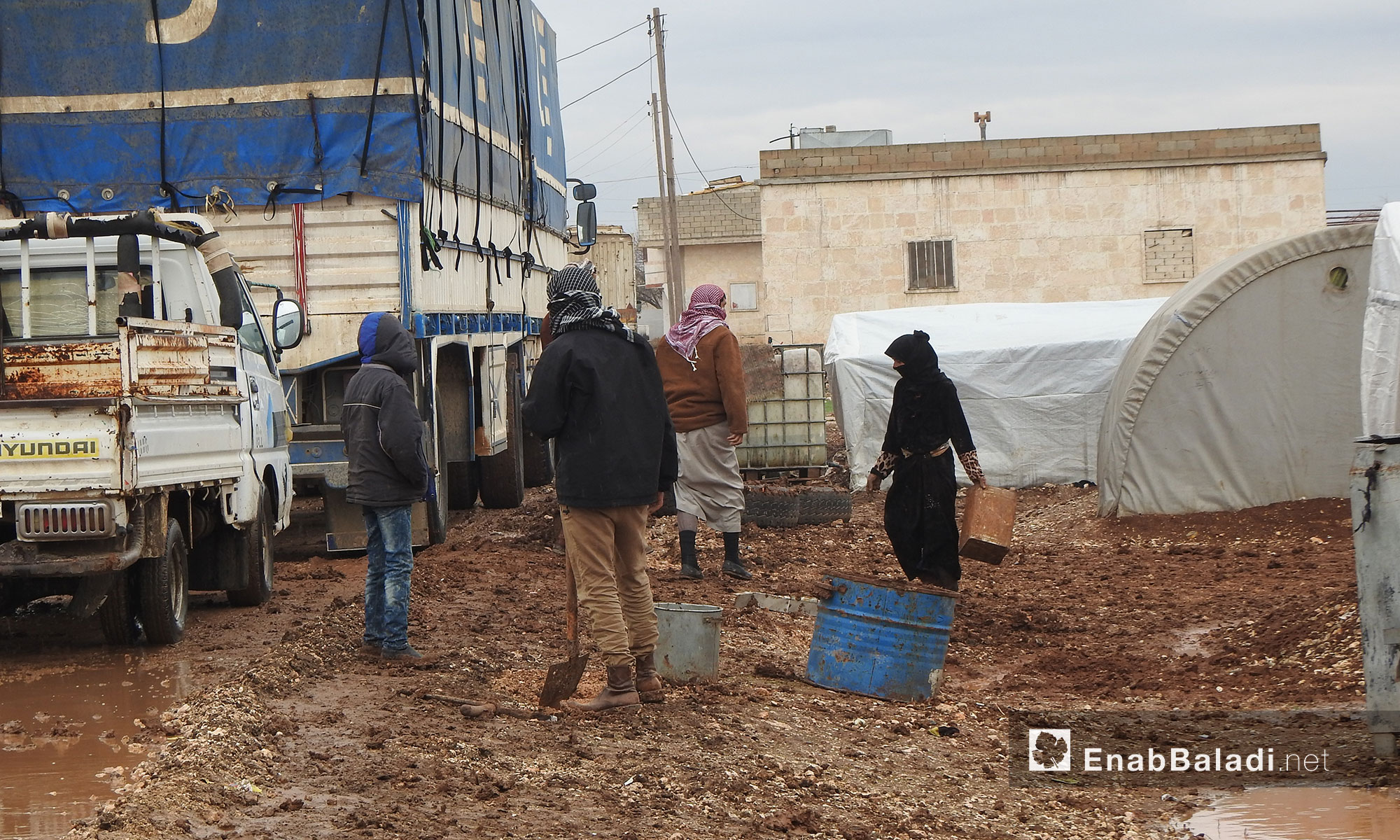 معاناة سكان مخيم مرج دابق في فصل الشتاء بريف حلب الشمالي - 19 كانون الثاني 2018 (عنب بلدي)