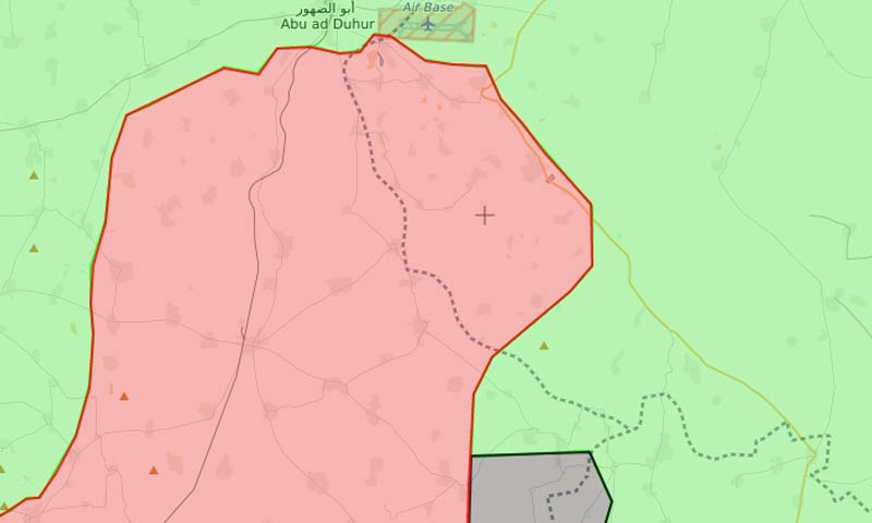 خريطة تظهر نقاط سيطرة قوات الأسد والمعارضة قرب مطار "أبو الظهور" العسكري وسيطرة تنظيم "الدولة الإسلامية" باللون الأسود جنوب منطقة العمل العسكري - 11 كانون الثاني 2018 (liveuamap)