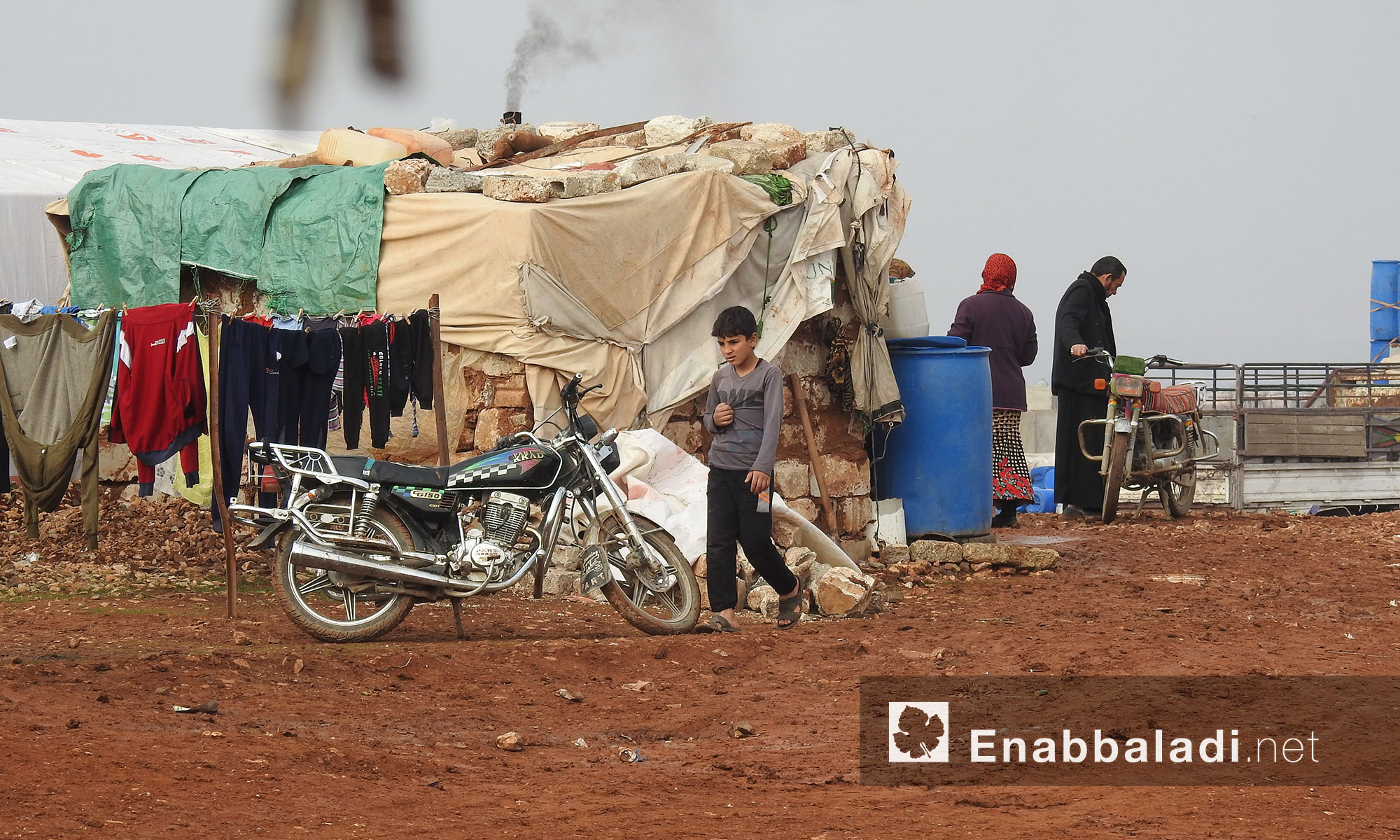 الأوضاع الإنسانية الصعبة التي يعيشها أهالي مخيم الصوامع في بلدة أخترين بريف حلب الشمالي - 7 كانون الثاني 2018 (عنب بلدي)