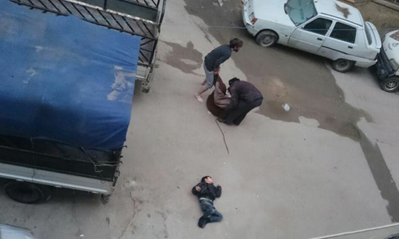إصابتين بغاز سام في مدينة دوما بريف دمشق- 13 كانون الثاني (انترنت)