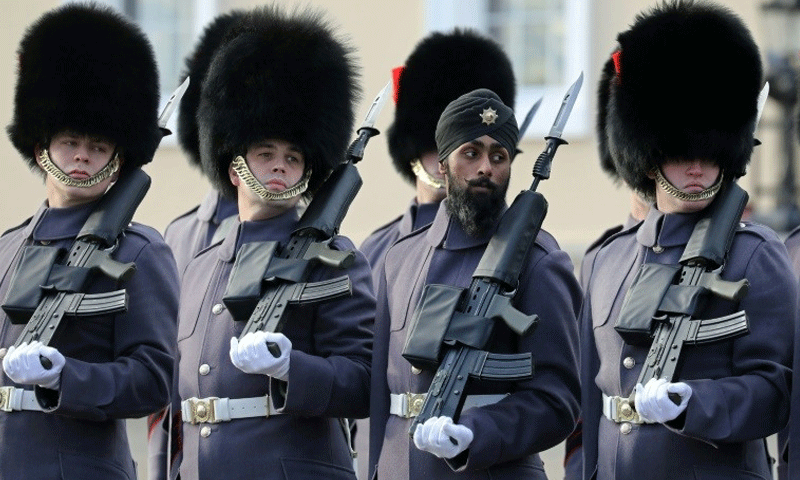 جنود بريطانيون خلال مراسم في العاصمة لندن - 18 كانون الثاني 2018 (AFP)