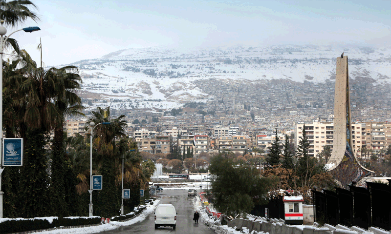 الثلوج في دمشق طلعة ساحة المالكي (سانا)