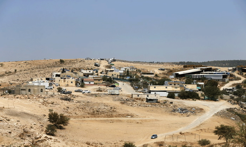 أحد القرى التي هدمتها إسرائيل في صحراء النقب لأكثر من مئة مرة (رويترز)