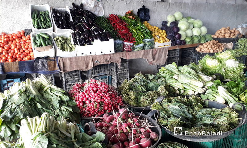 سوق الخضار في منطقو سجو بريف حلب الشمالي - 7 - آذار 2018 (عنب بلدي)