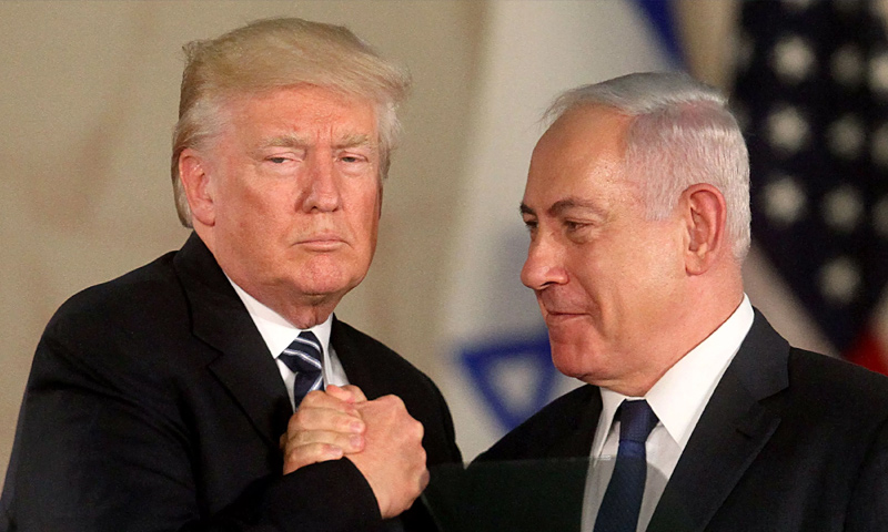 الرئيس الأمريكي دونالد ترامب، ورئيس الوزراء الإسرائيلي بنيامين نتنياهو (axios)