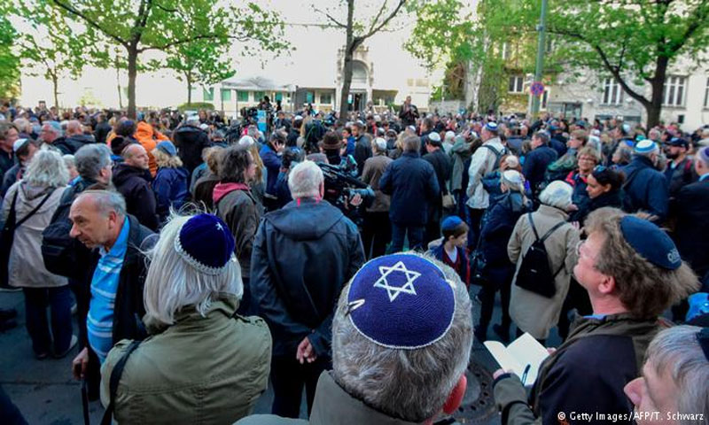 تعبيرية لليهود في ألمانيا(AFP)
