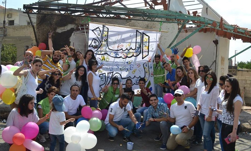 حملة تطوعية لمنظمة جذور بعنوان لكي سوريا السلام (منظمة جذور)

