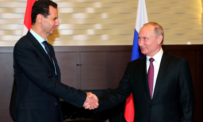 الرئيس الروسي فلاديمير بوتين ورئيس النظام السوري بشار الأسد-17 أيار 2018 (سبوتنيك)
