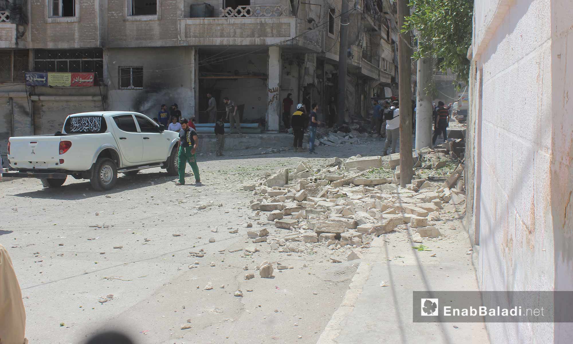 آثار القصف الجوي على مدينة أريحا في ادلب - 6 حزيران 2018 (عنب بلدي)