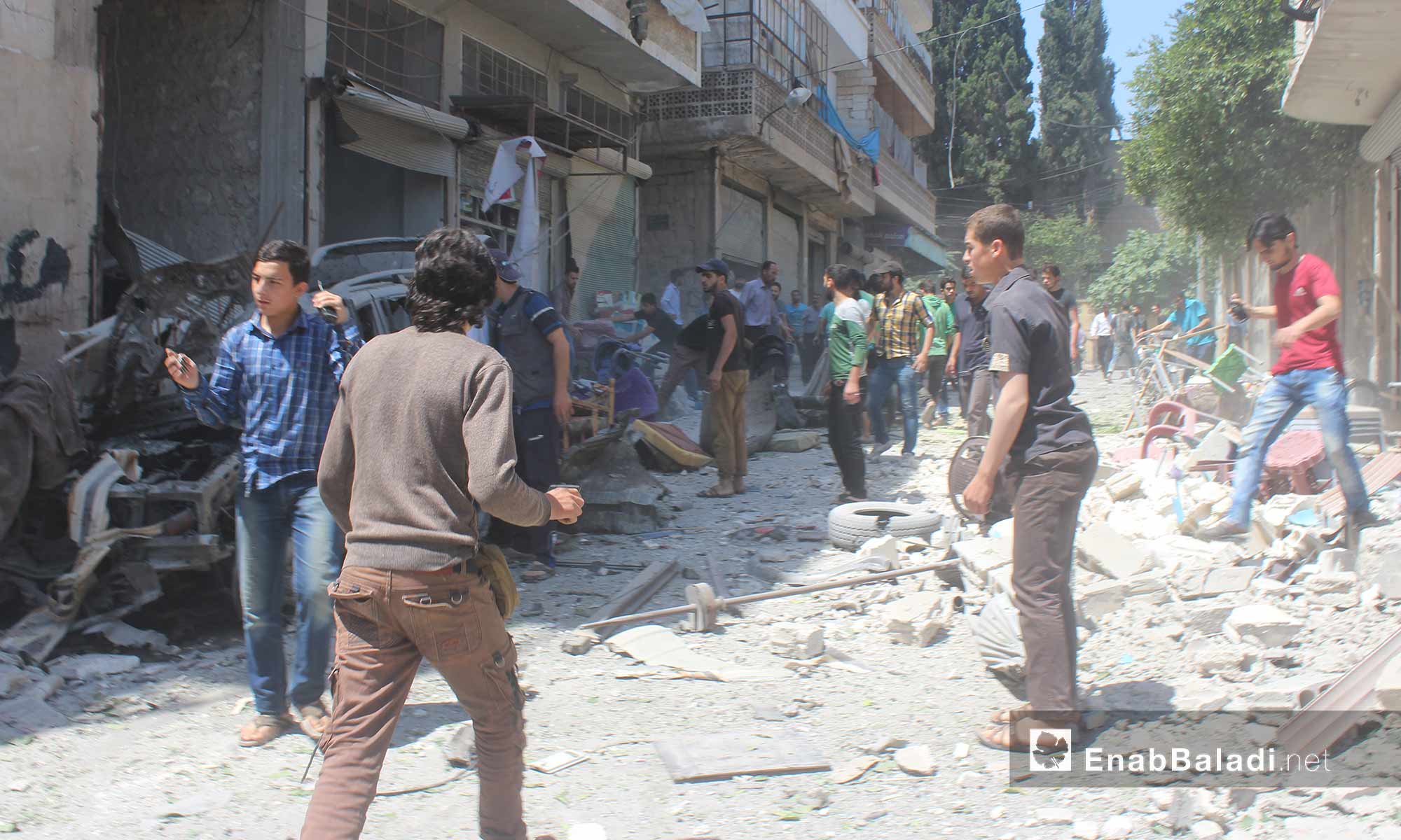 آثار القصف الجوي على مدينة أريحا في ادلب - 6 حزيران 2018 (عنب بلدي)