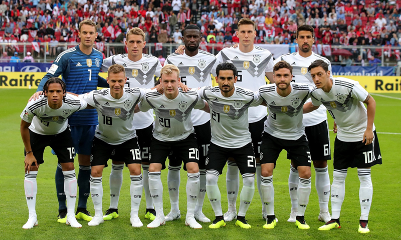 تشكيلة المنتخب الألماني في التصفيات المؤهلة لكأس العالم (المنتخب الألماني تويتر)