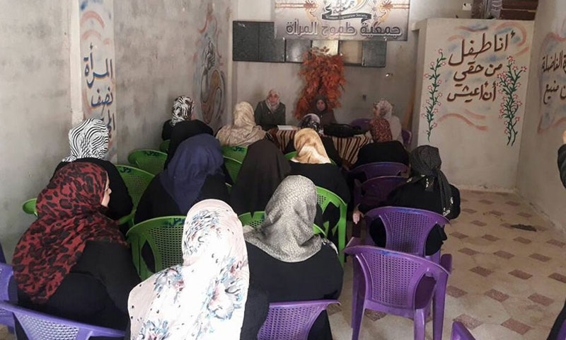 جلسة توعية للنساء ضمن مركز طموح المرأة  في بلدة تل شهاب بدرعا - 13 حزيران 2018  (جمعية طموح المرأة)