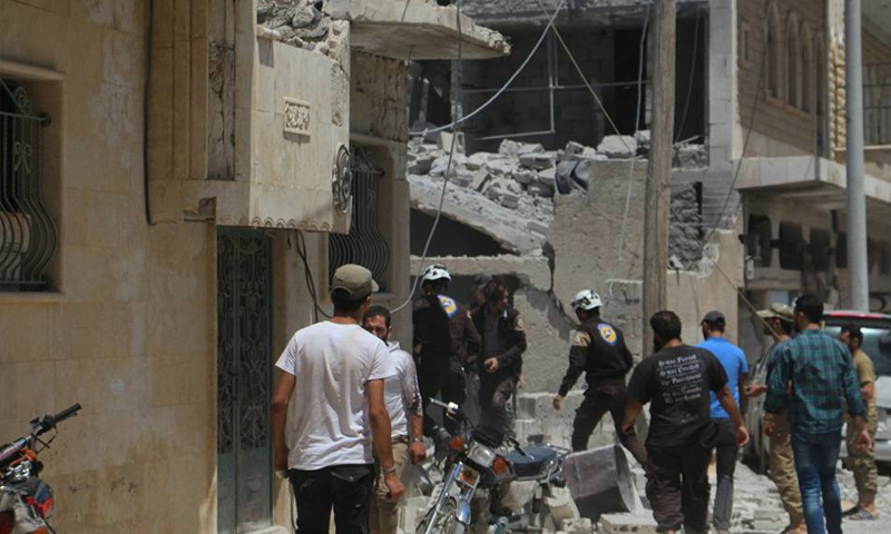 آثار القصف الجوي على مدينة بنش بريف إدلب - 10 من حزيران 2018 (الدفاع المدني)