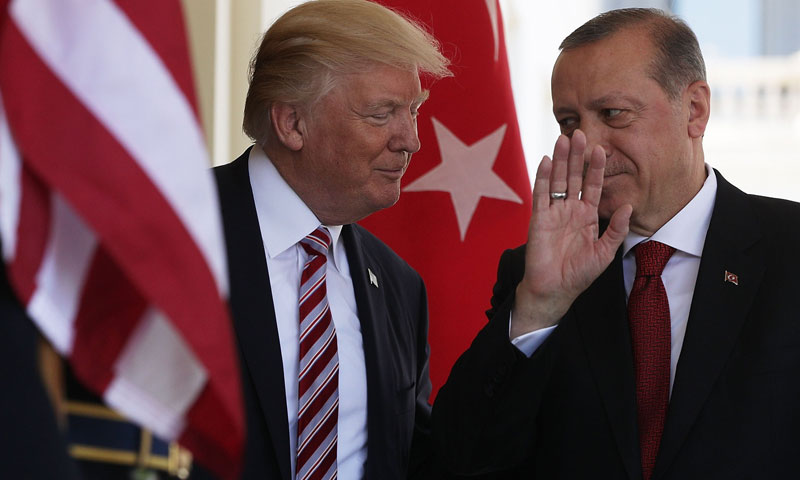 الرئيس التركي رجب طيب أردوغان والأمريكي دونالد ترامب (Getty Images)
