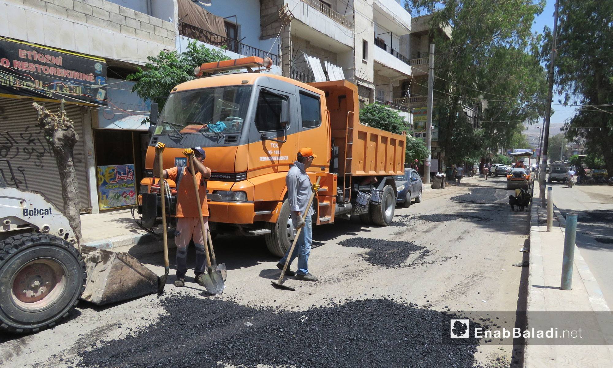 إعادة تأهيل الطرقات في مدينة عفرين - 9 تموز 2018 (عنب بلدي)