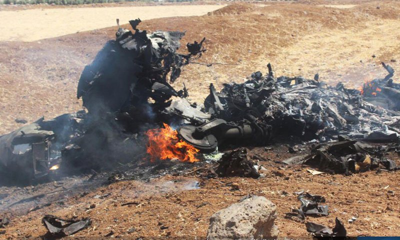 بقايا حطام الطائرة التي سقطت أمس في حوض اليرموك (ناشر نيوز)