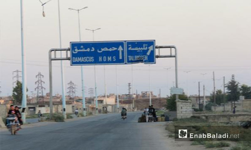 أوتوستراد الرستن- تلبيسة شمال حمص- 1 من آب 2017- (عنب بلدي)

