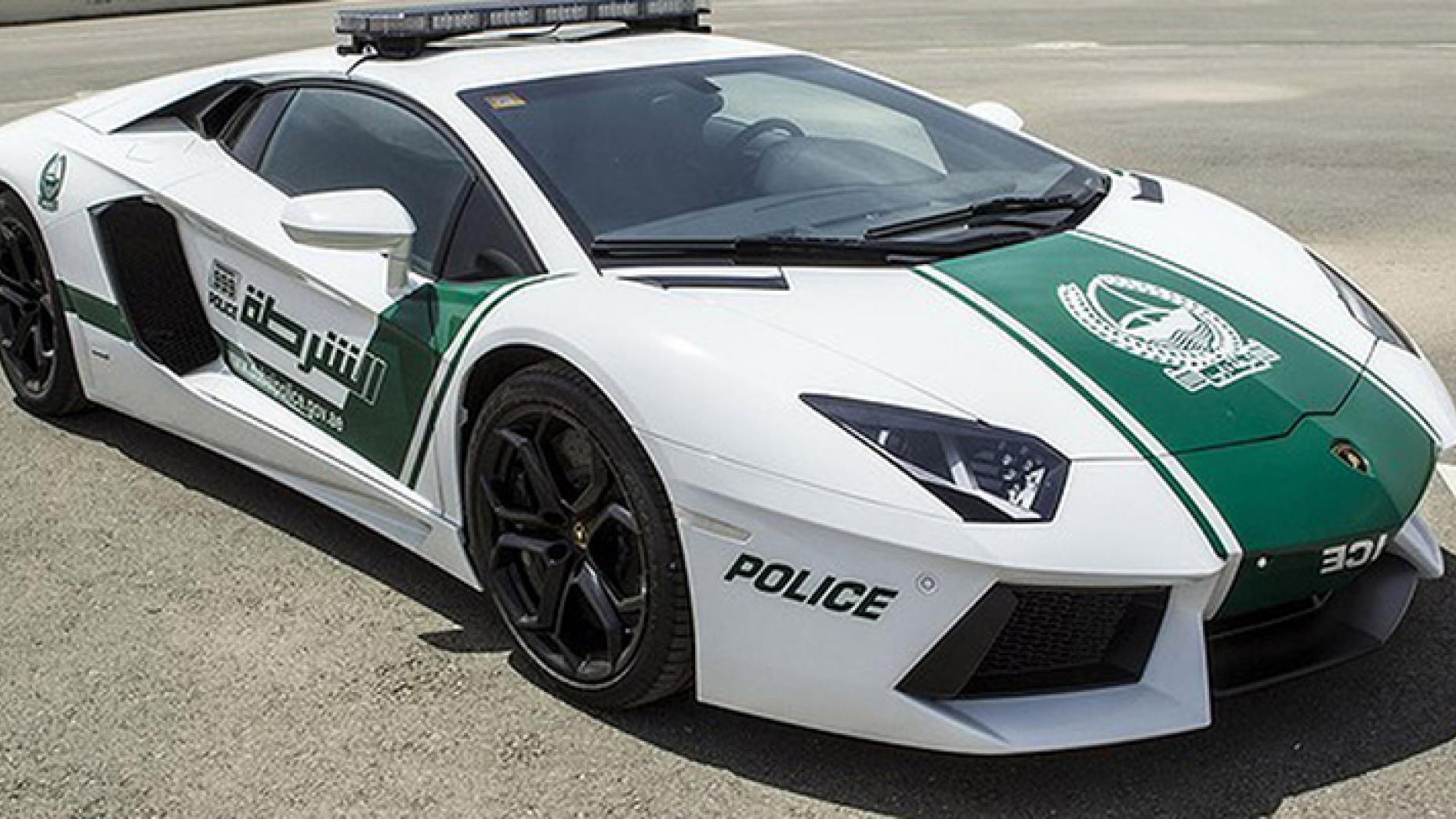 "لامبورغيني أفينتادور" سيارة شرطة دبي (top gear)