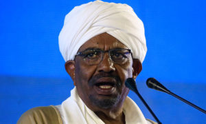 الرئيس السوداني عمر البشير (رويترز)