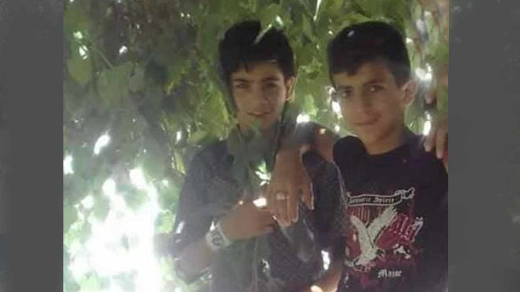 الطفلين محمد طالب الزامل، ومحمد حسام الكايد، قتلا نتيجة انفجار لغم أرضي في انخل بريف درعا 2 كانون الثاني 2019 (تجمع أحرار حوران)
