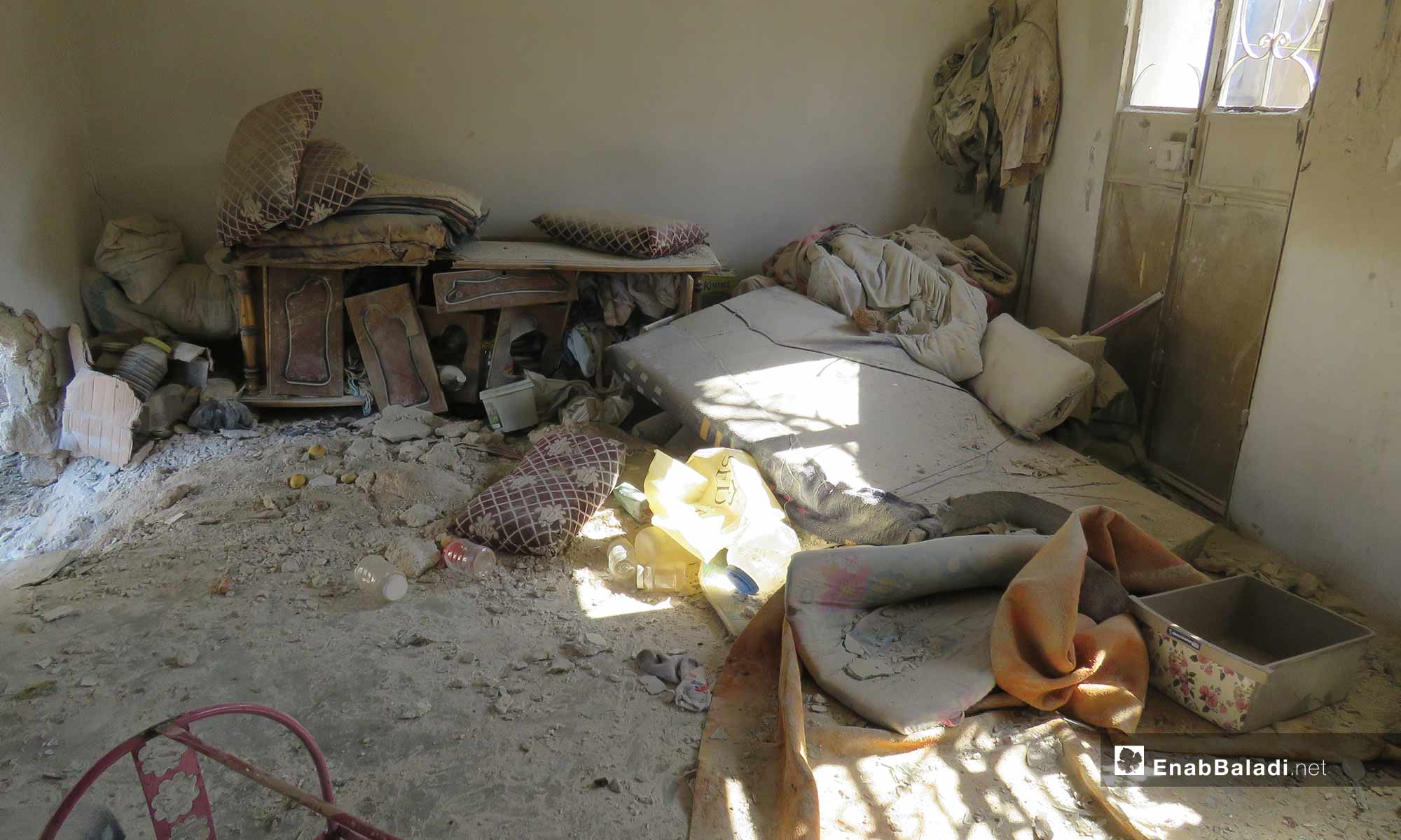 آثار الدمار بعد القصف على قلعة المضيق في ريف حماة - 18 من شباط 2019 (عنب بلدي)