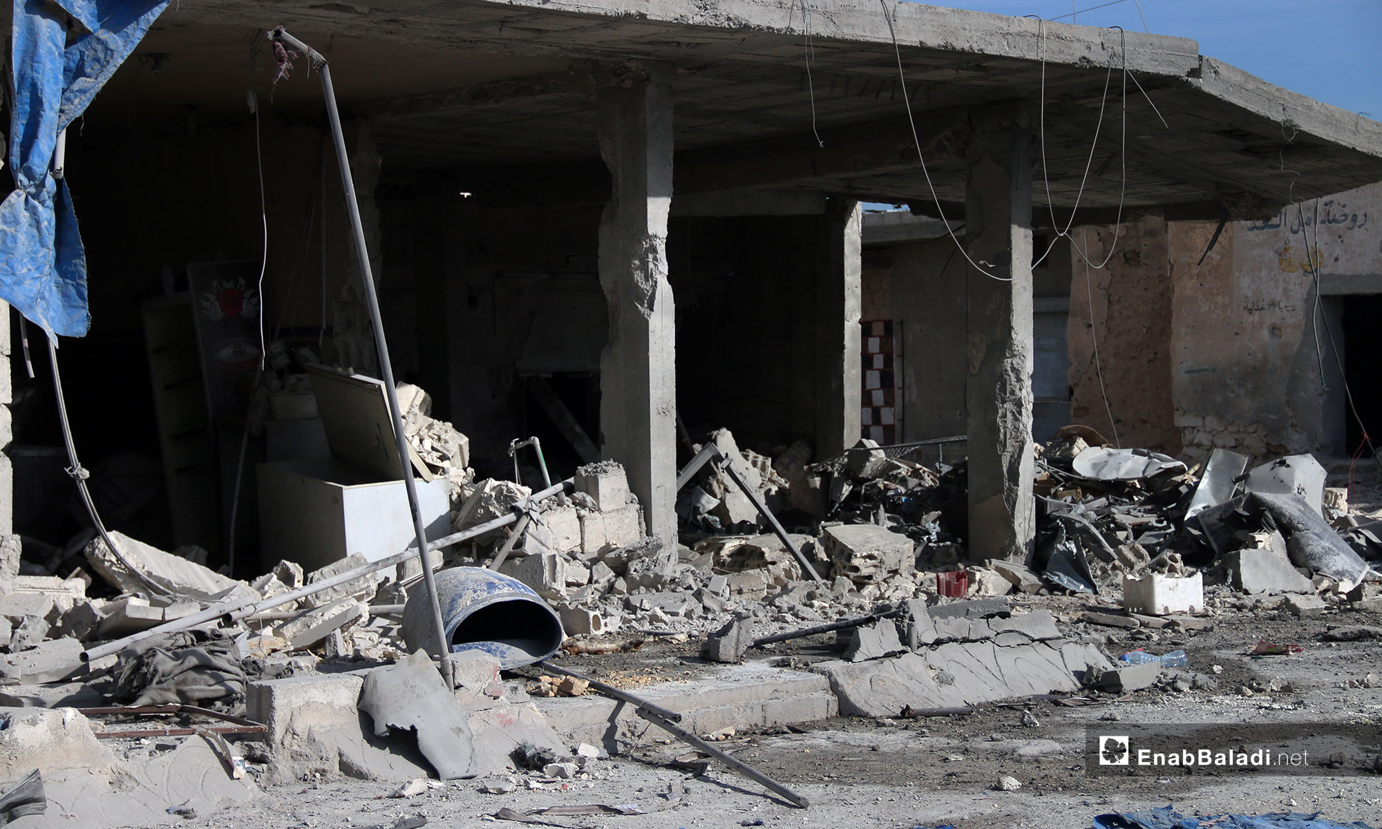 آثار الدمار الذي خلفه القصف في بلدة التح بريف إدلب - 4 من شباط 2019 (عنب بلدي)