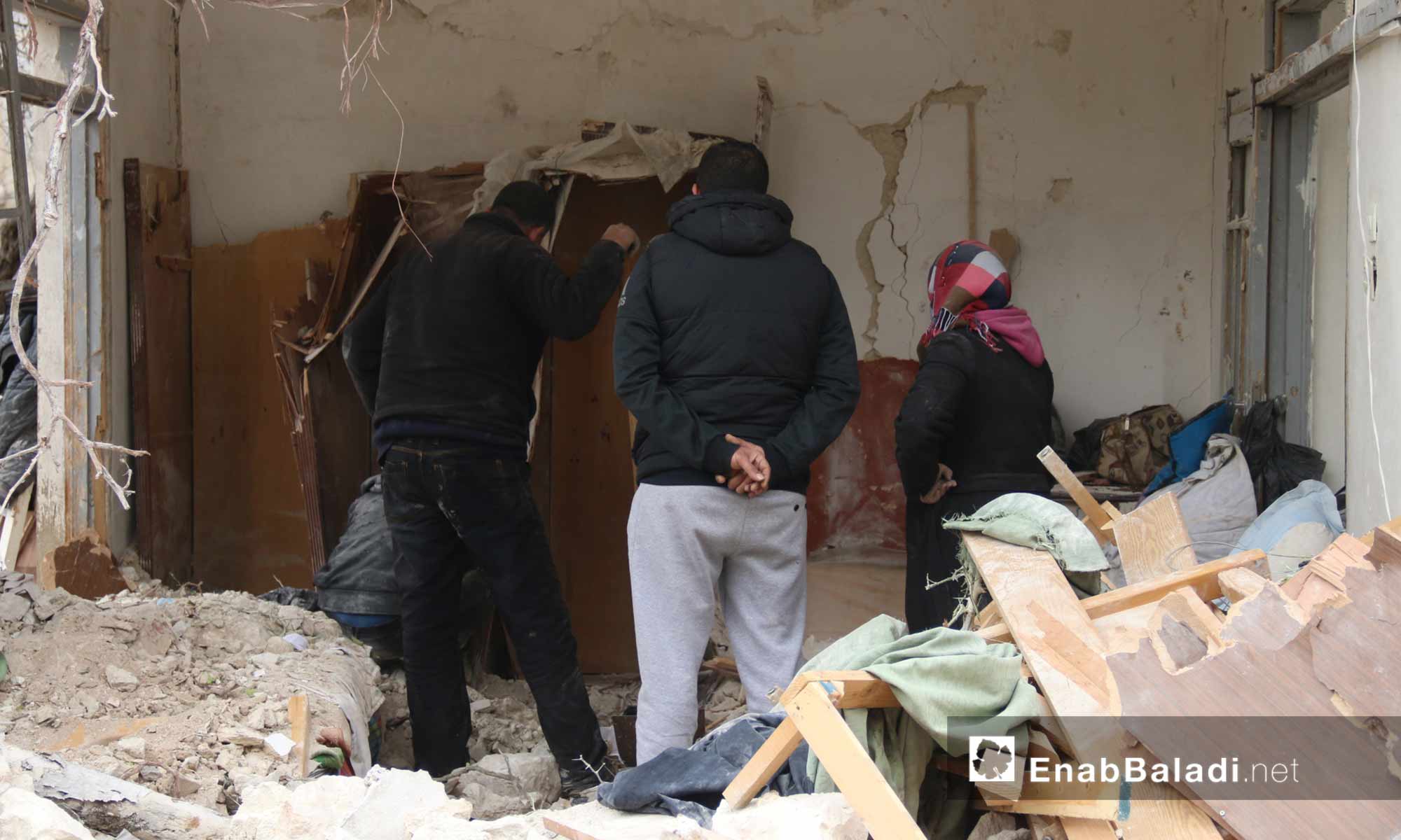 آثار القصف الروسي على الأحياء السكنية وسط مدينة إدلب 14 آذار 2019 (عنب بلدي)