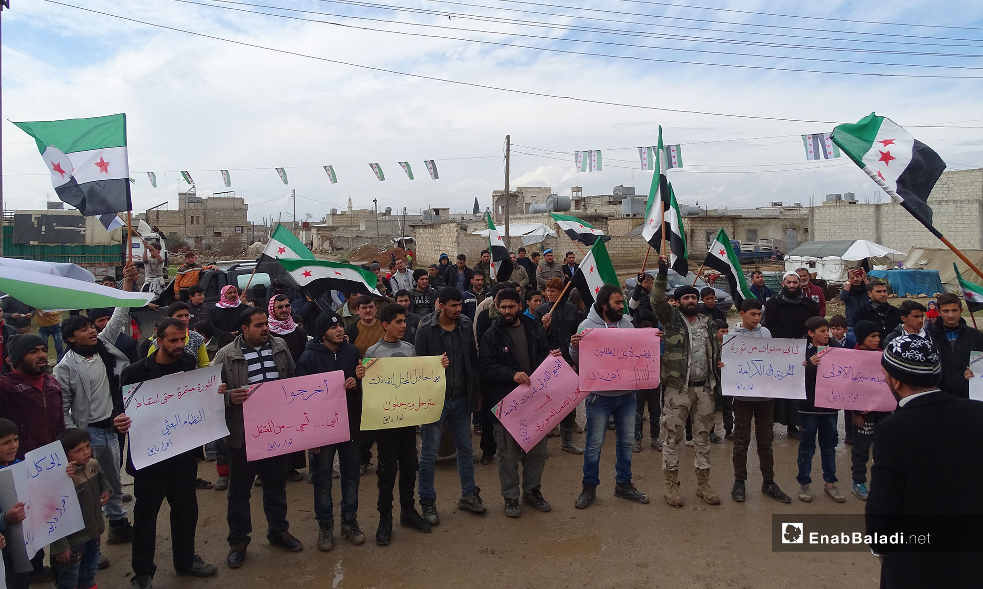 في الذكرى الثامنة للثورة السورية مظاهرة في بلدة دابق بريف حلب الشمالي - 15 من آذار 2019 (عنب بلدي)