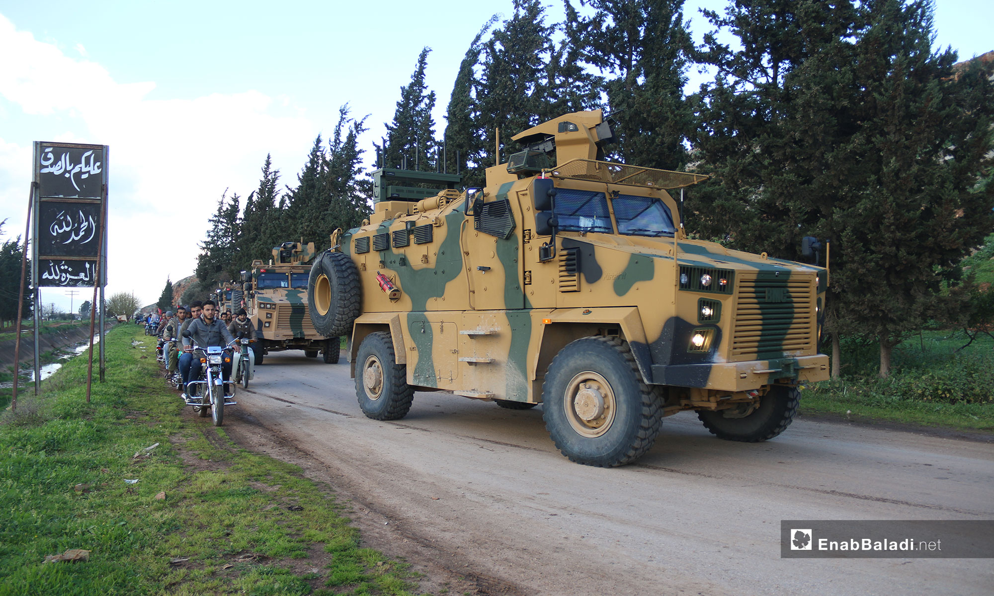 دورية تركية تدخل إلى المنطقة منزوعة السلاح في ريف حماة- 18 من آذار 2019 (عنب بلدي)