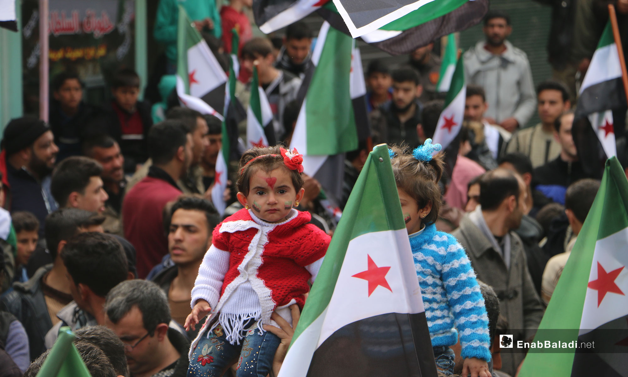 في الذكرى الثامنة للثورة السورية مظاهرة في بلدة مارع بريف حلب الشمالي - 15 من آذار 2019 (عنب بلدي)