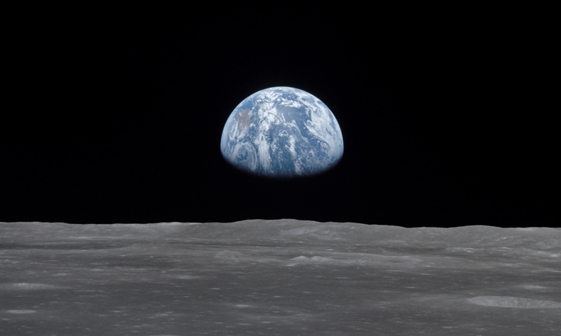 الكرة الأرضية من القمر 20 تموز 1969 (ناسا)