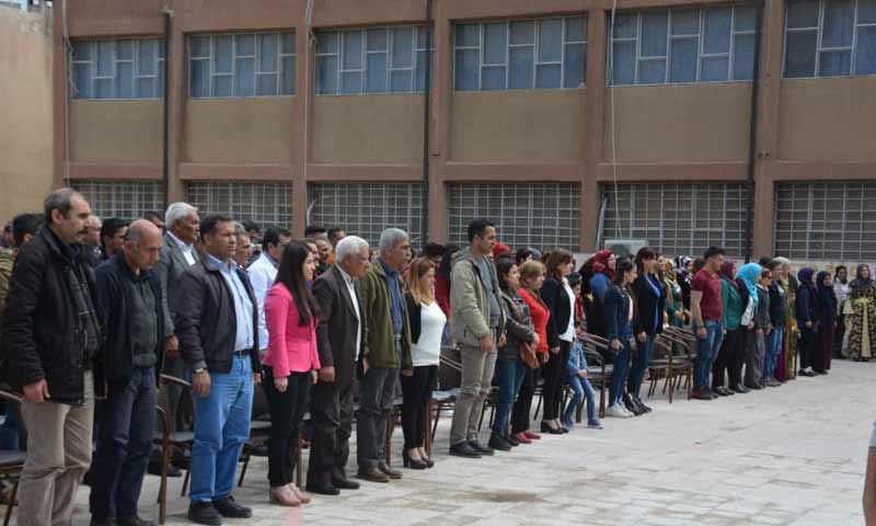 افتتاح أكاديمية لتعليم اللغة الكردية في مدينة القاملشي شرقي سوريا 6 نيسان 2019 (وكالة هاوار)