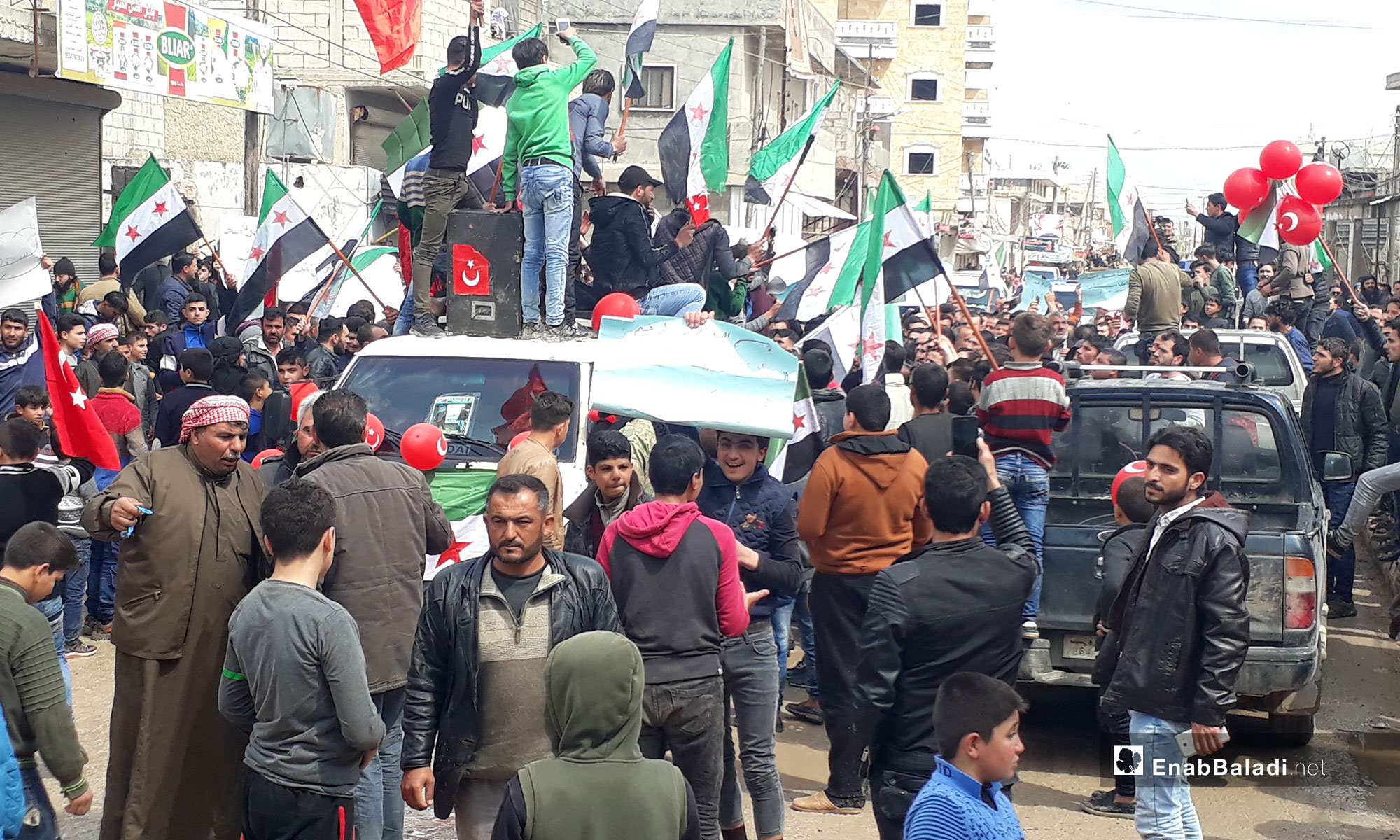 مظاهرات ضد فساد المجلس المحلي في ناحية صوران بريف حلب الشمالي - 5 من نيسان 2019 (عنب بلدي)