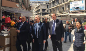 المبعوث الأممي إلى سوريا غير بيدرسون في زيارة إلى حمص - 19 آذار 2019 (حساب المبعوث في تويتر)

