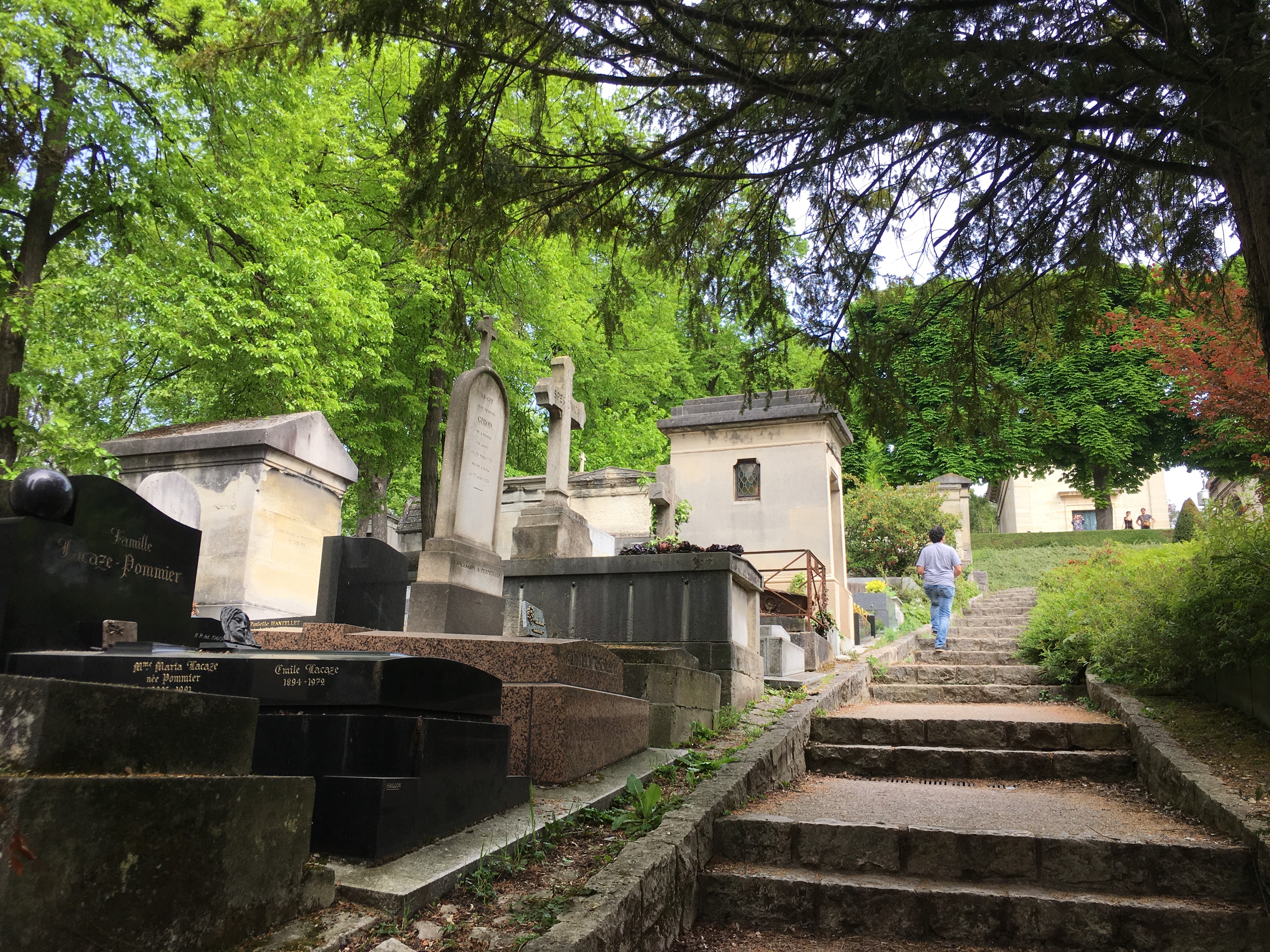مقبرة بير لاشيز في باريس - نيسان 2019 (تصوير رويدة كنعان)