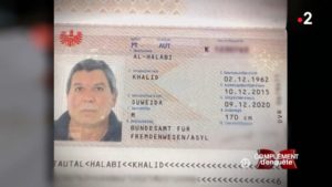 جواز سفر العميد خالد الحلبي رئيس فرع أمن الدولة في الرقة حتى عام 2013 (القناة الفرنسية الثانية)