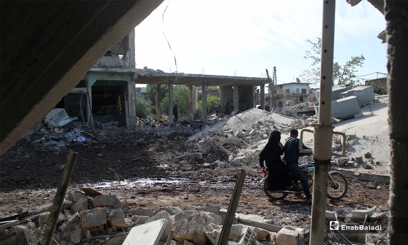 أثار الدمار بسبب القصف على قرية أبديتا في ريف إدلب – 3 من آيار 2019 (عنب بلدي)