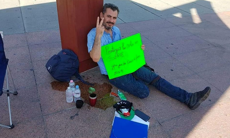 إضراب الناشط السوري بريتا حاجي حسن عن الطعام أمام مقر الأمم المتحدة في جنيف - 30 حزيران 2019 (رنا الجندي)