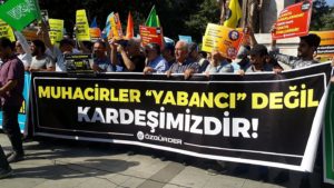 مظاهرة لمنظمات تركية في منطقة الفاتح في إسطنبول ضد ترحيل اللاجئين السوريين- 27 من تموز 2019 (euronews)
