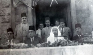 الدكتور عبد الرحمن الشهبندر ونصوح بابيل مع عبد الله بن الحسين ملك الأردن في عمان عام 1934 
(موقع التاريخ السوري)