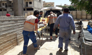 إسعاف مريض في إدلب - 10 تموز 2019 (مديرية صحة إدلب فيس بوك)