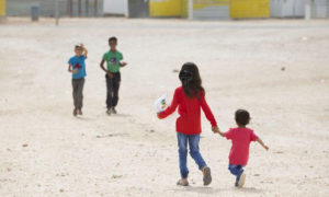أطفال سوريون في مخيم الزعتري بالأردن - شباط 2018 (منظمة أنقذوا الطفولة)

