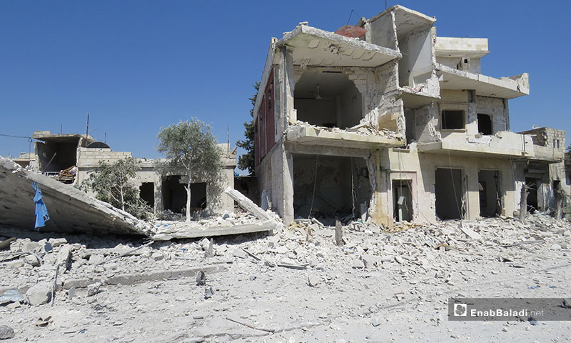 آثار قصف الطيران الروسي بلدة معرتحرمة في ريف إدلب - 12 من آب 2019 (عنب بلدي)
